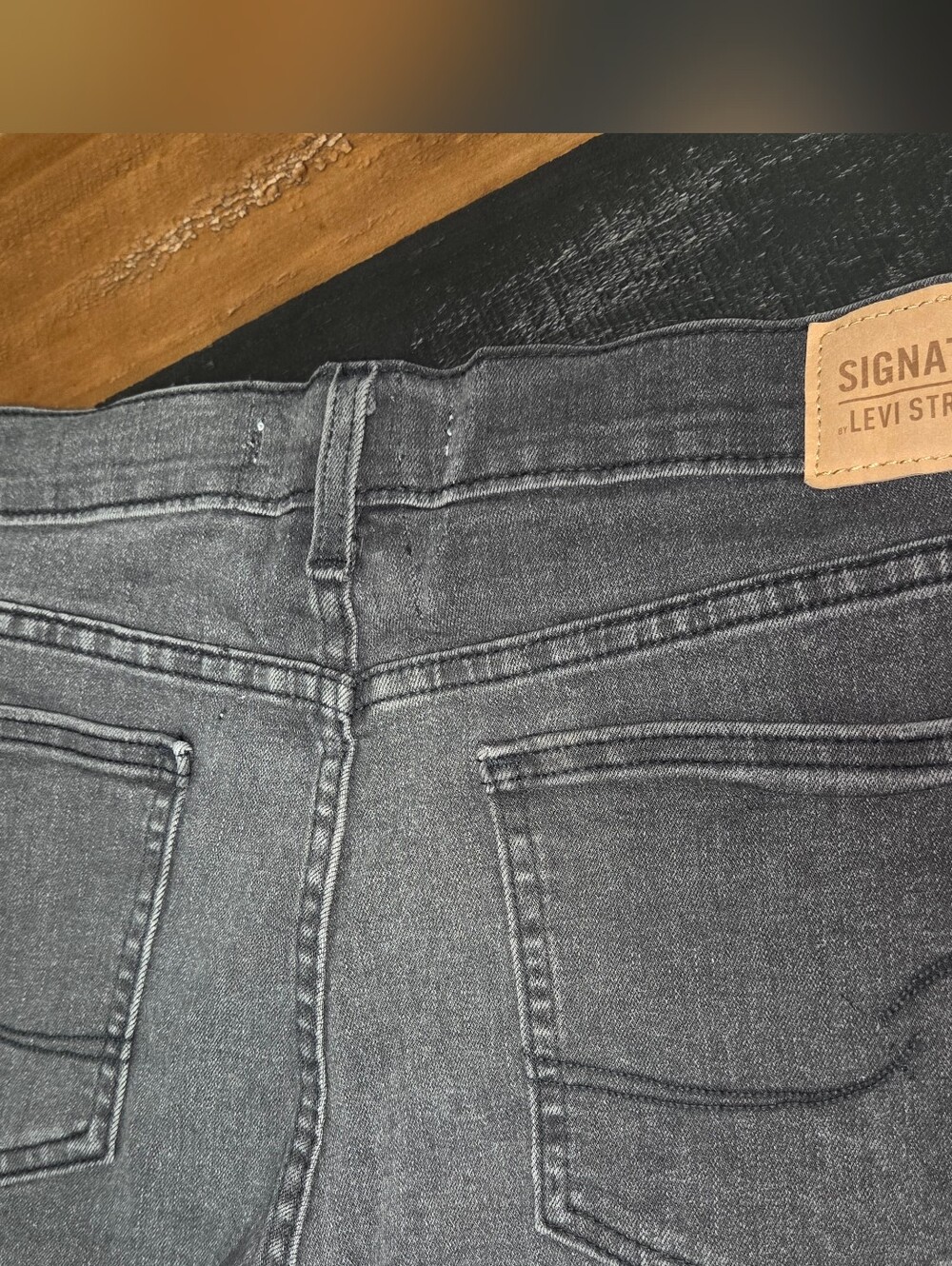 Womens Levi High Rise Shorts - Picture 6 of 8